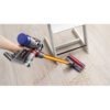 ⁦שואב אבק אלחוטי ™Dyson V8⁩ – תמונה ⁦2⁩